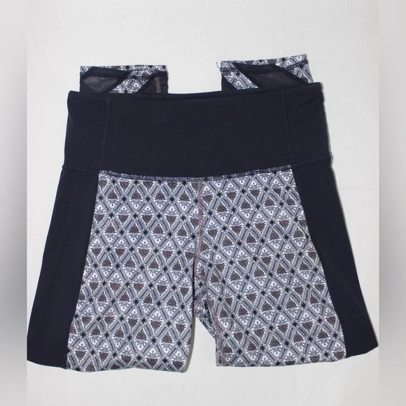 Women’s Athleta Mantra Mosaic Mesh Cropped High Rise Activewear Leggings Small - Picture 7 of 13